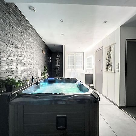 Dream Loft Jacuzzi - Sauna Брест Экстерьер фото